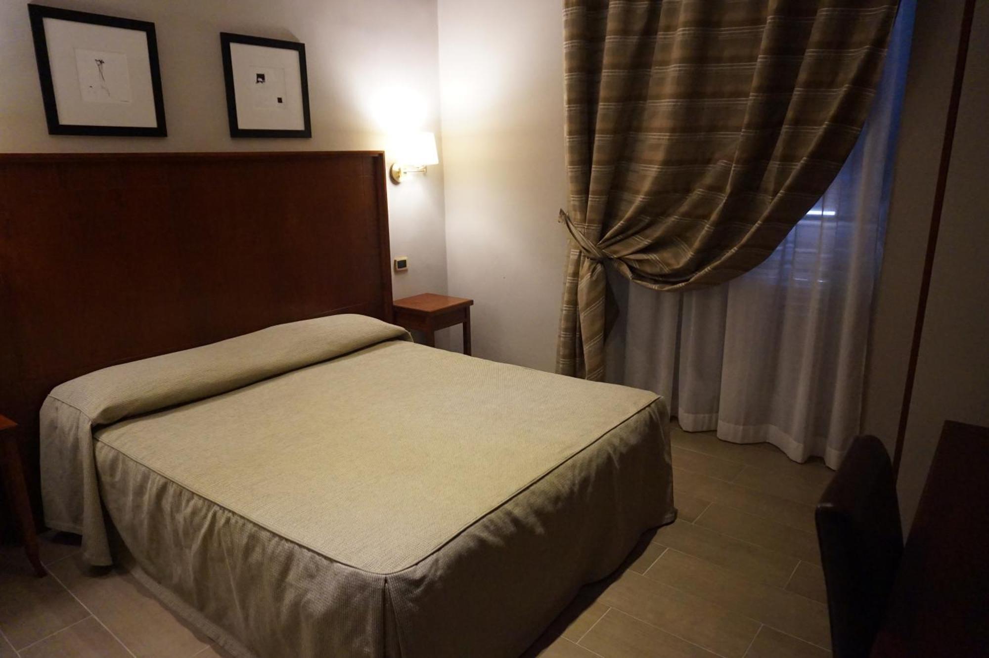 Hotel Taormina — Photos 3