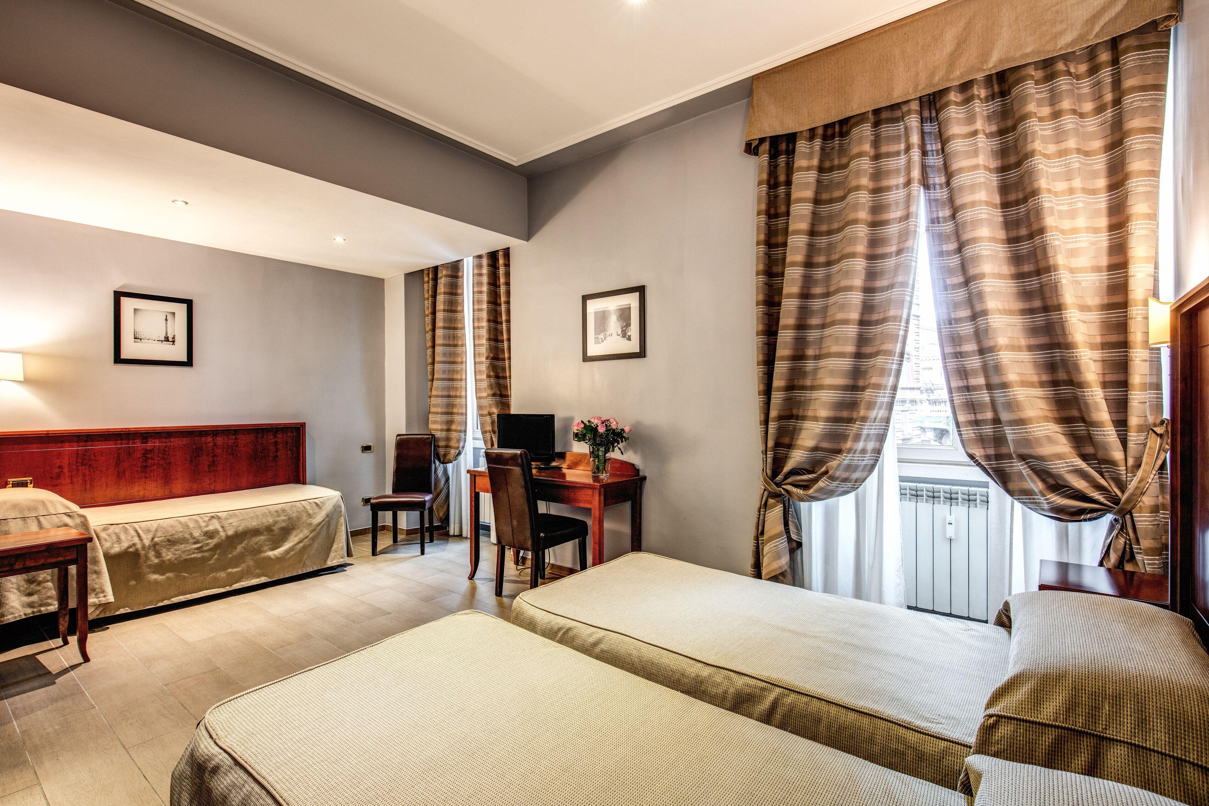 Hotel Taormina — Photos 1